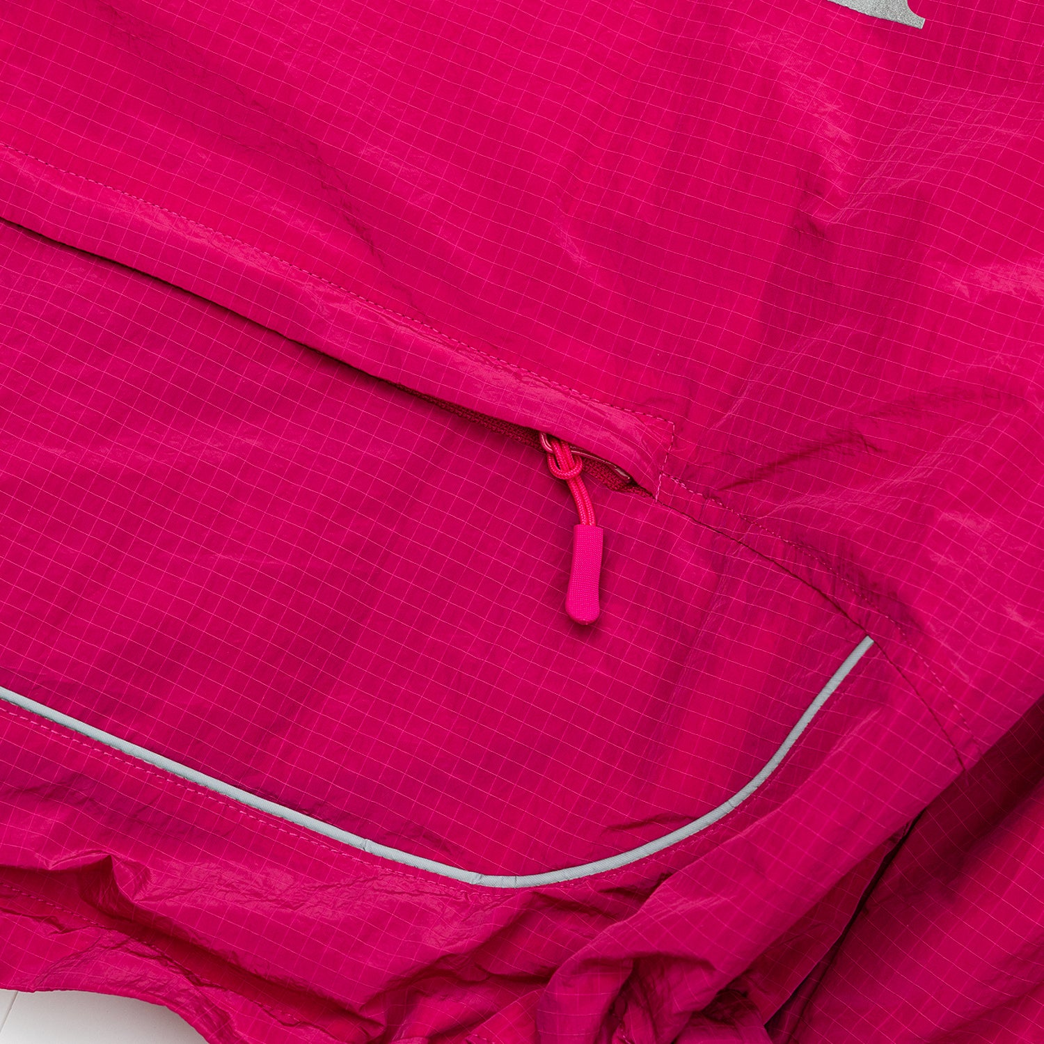 YUTHTECH WINDBREAKER [PINK]